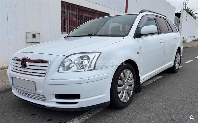 TOYOTA Avensis