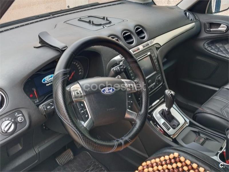 FORD S-MAX 2.0 TDCi DPF Titanium Powershift