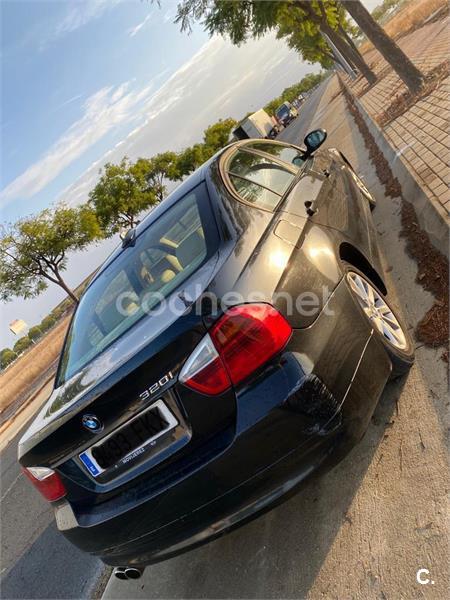 BMW Serie 3 318i E90