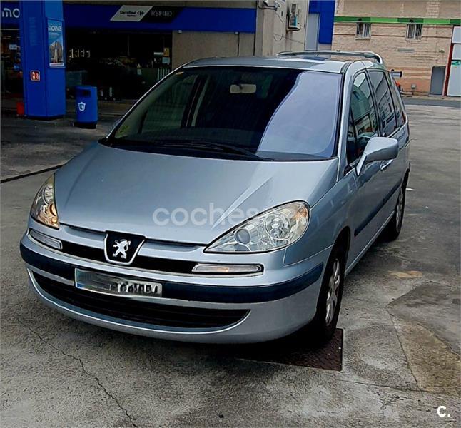 PEUGEOT 807