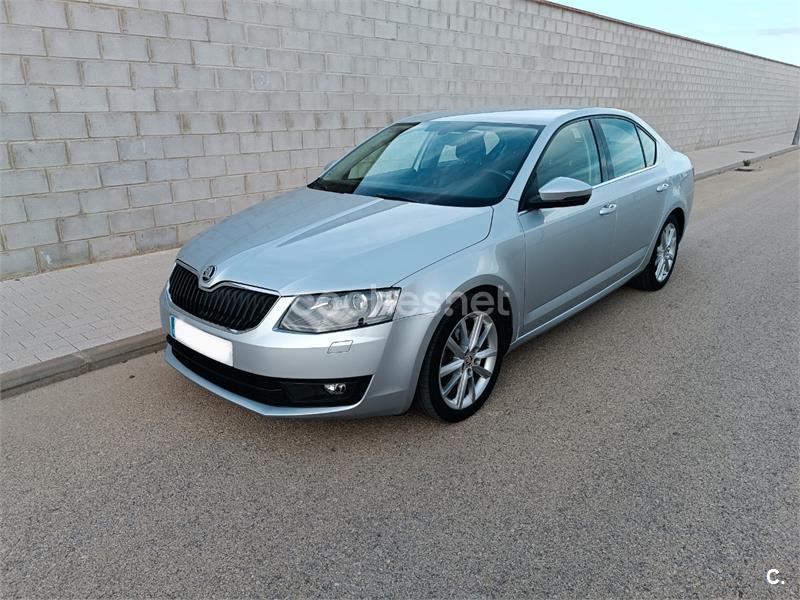 SKODA Octavia 2.0 TDI CR DSG Elegance