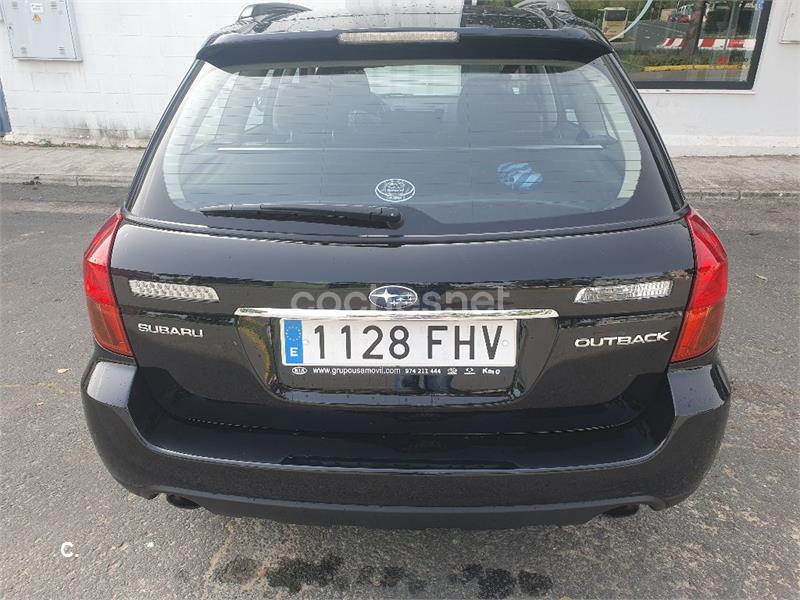 SUBARU Outback 2.5 AUTO