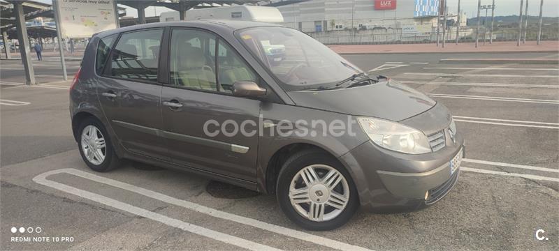 RENAULT Scenic PACK AUTHENTIQUE 1.4 16V