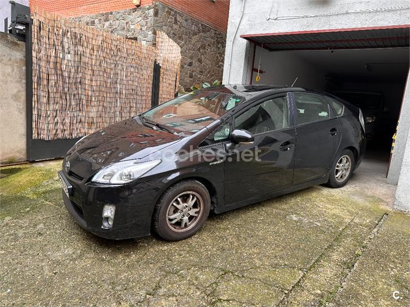 TOYOTA Prius 1.8 HSD ECO