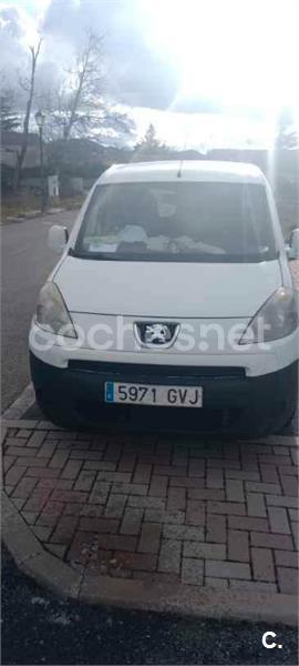 PEUGEOT Partner