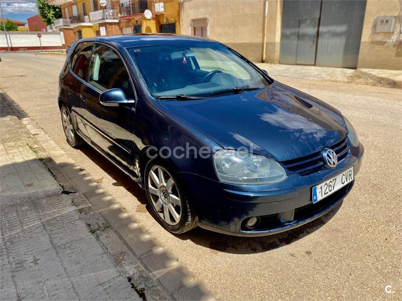 VOLKSWAGEN Golf 2.0 TDI Sportline