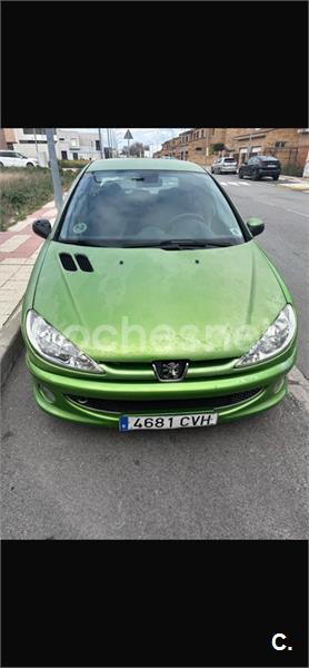 PEUGEOT 206 XT 110 Auto