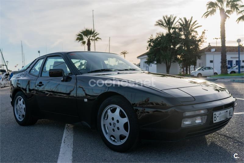 PORSCHE 944 944 3.0 S2