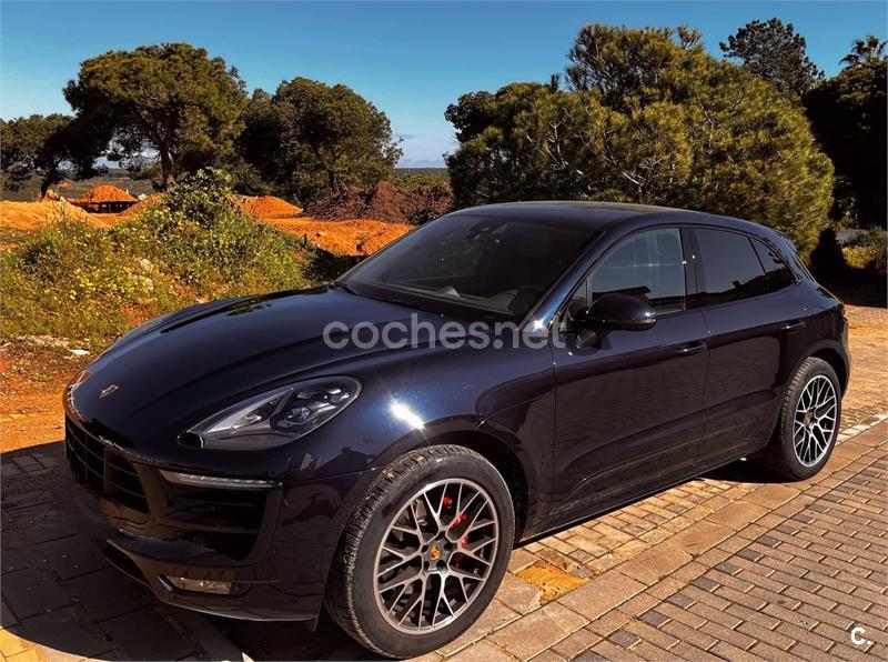 PORSCHE Macan GTS