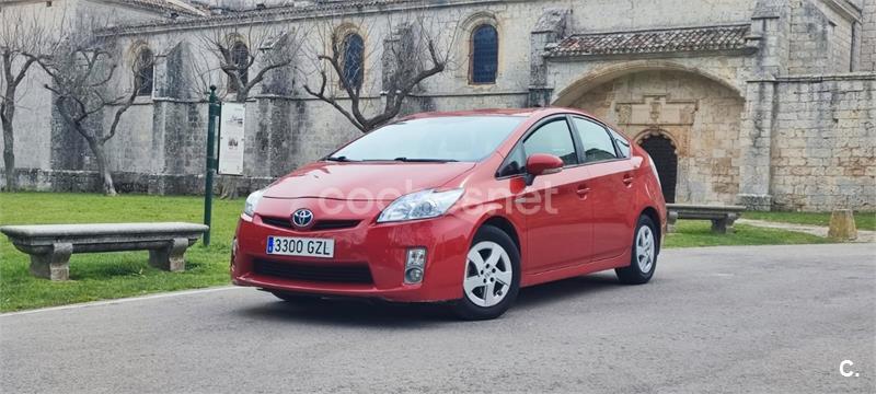 TOYOTA Prius 1.8 HSD ECO