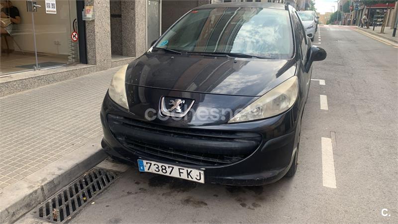 PEUGEOT 207 1.4 75 Urban