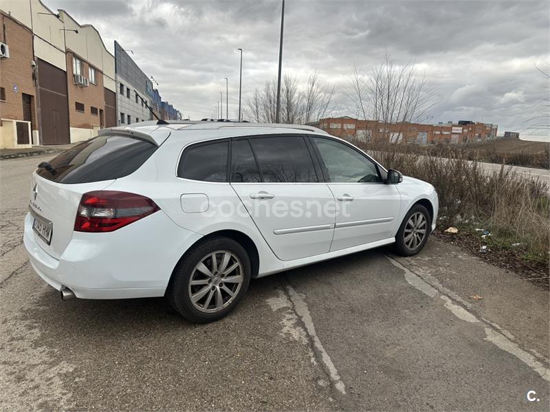 RENAULT Laguna G.Tour Dyn. TomTom 2.0 En. dCi 130 eco2