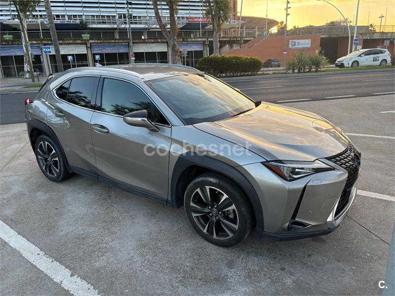 LEXUS UX 2.0 250h Executive