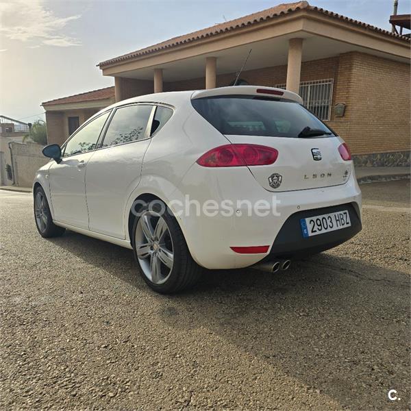 SEAT León 2.0 TDI FR
