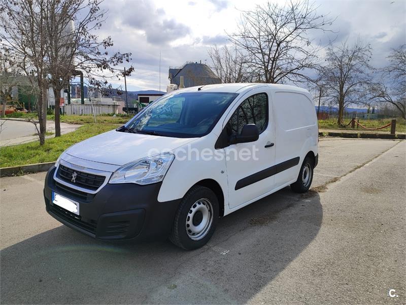 PEUGEOT Partner TEPEE Access 1.6 BlueHDi 75