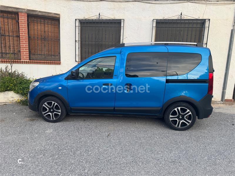 DACIA Dokker Stepway Essential Blue dCi