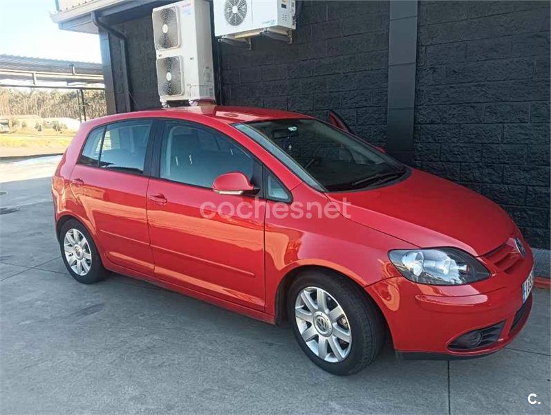 VOLKSWAGEN Golf Plus