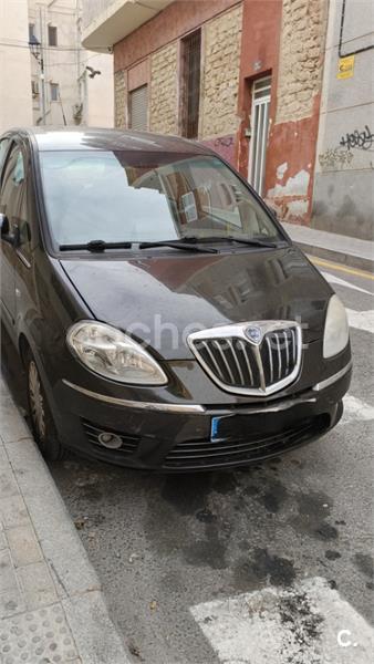 LANCIA Musa 1.3 JTD 90 Oro