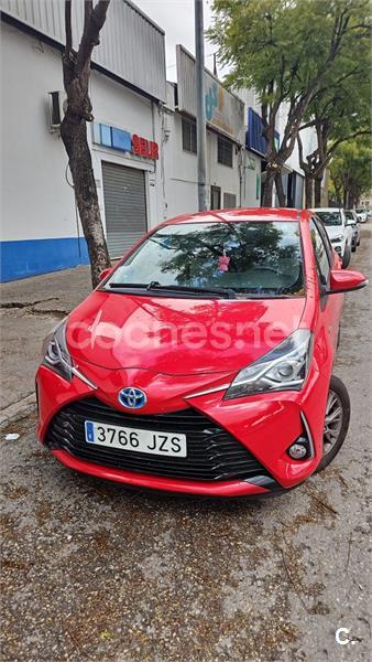 TOYOTA Yaris 1.5 Hybrid Active