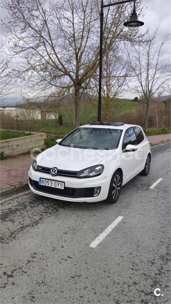 VOLKSWAGEN Golf 2.0 TDI GTD
