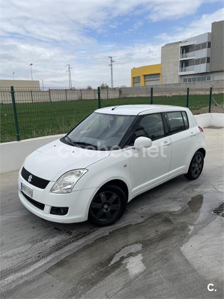 SUZUKI Swift 1.3 GL