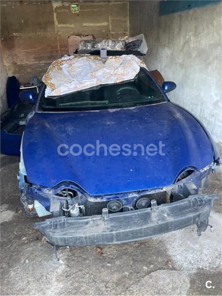 HYUNDAI Coupe