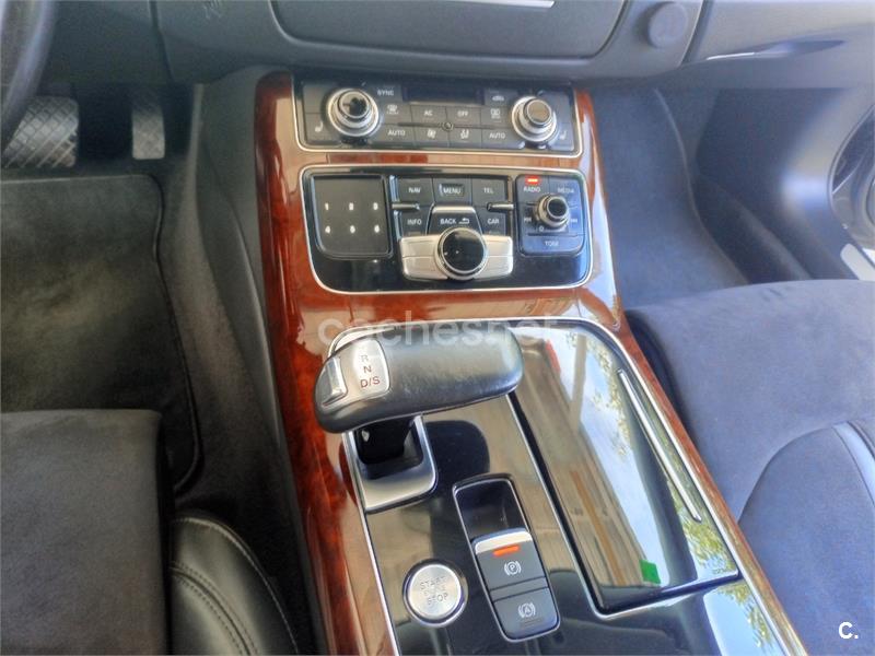 AUDI A8 3.0 TDI quattro tiptronic