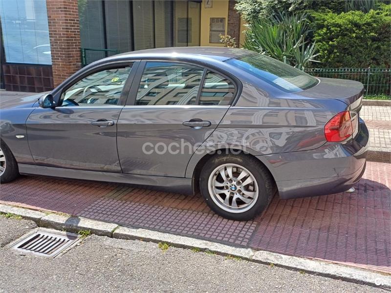 BMW Serie 3 320d E90