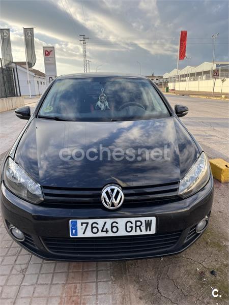 VOLKSWAGEN Golf VI1.6 TDI DPF Sport