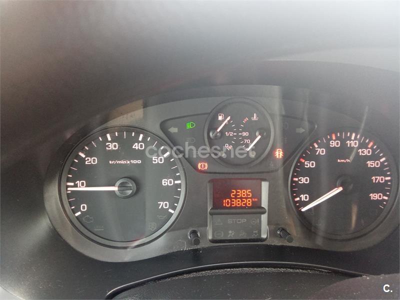 VOLKSWAGEN Golf 1.9 TDI CONCEPTLINE