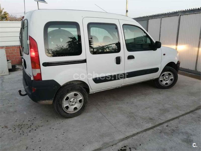 RENAULT Kangoo