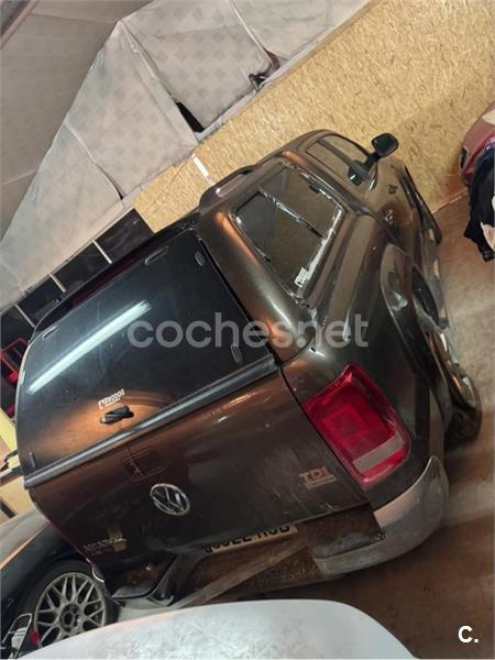 VOLKSWAGEN Amarok