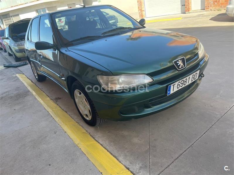 PEUGEOT 306