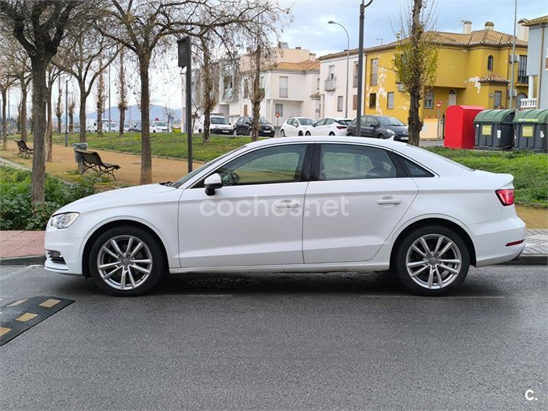 AUDI A3 Sedan 1.6 TDI clean S tro Advanced