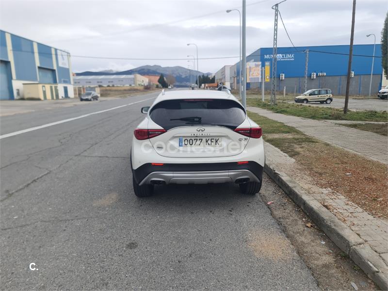 INFINITI QX30 2.2D PREMIUM TECH 7DCT AWD
