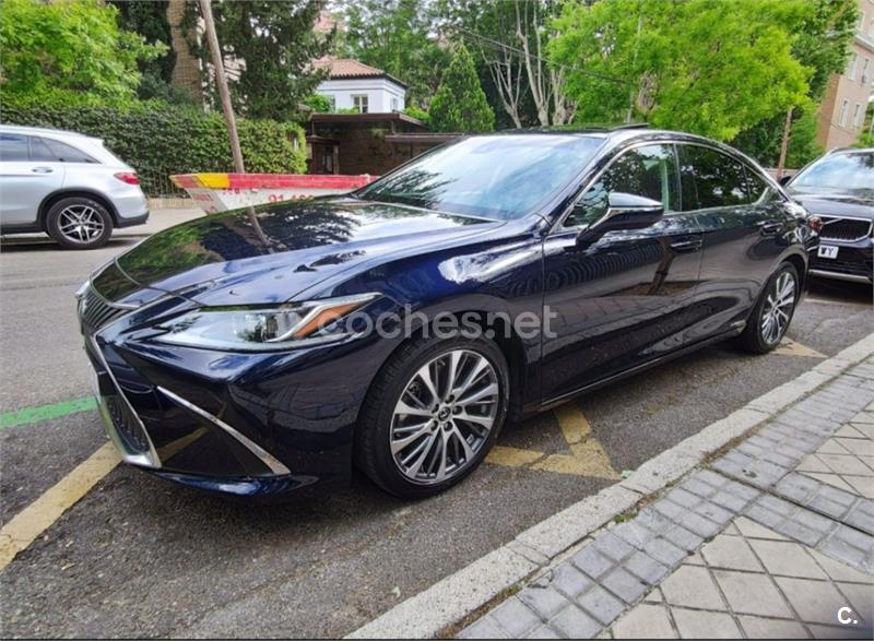 LEXUS ES 2.5 300h Business