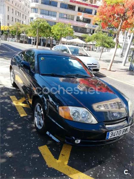 HYUNDAI Coupe