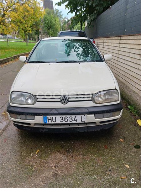 VOLKSWAGEN Golf 2.0 GTI EDITION