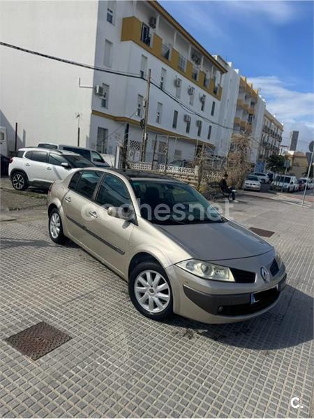 RENAULT Megane