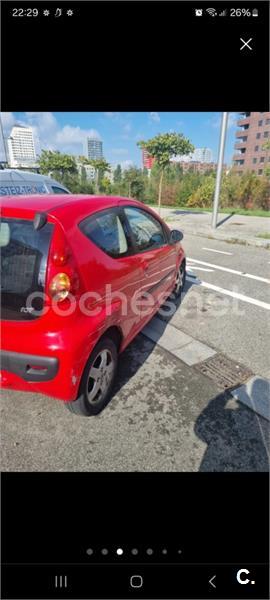 PEUGEOT 107 1.0i Urban