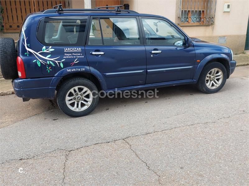 SUZUKI Grand Vitara XL7 2.0 DIESEL DLX