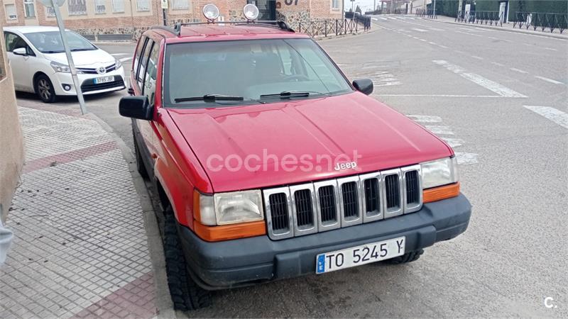 JEEP Grand Cherokee 2.5TD LAREDO