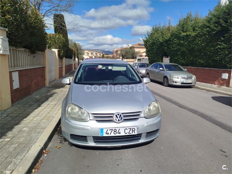 VOLKSWAGEN Golf 1.9 TDi Highline