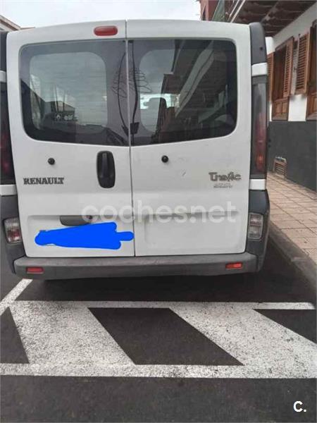 RENAULT Trafic