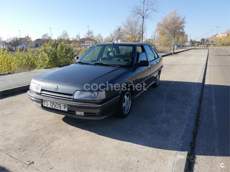 RENAULT R21 R21 2.0 12V TXI