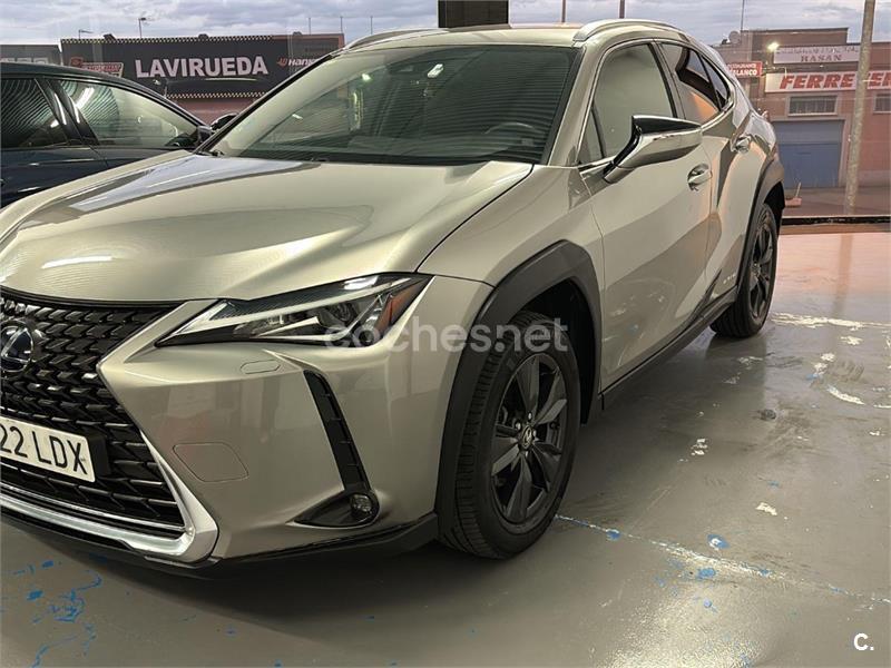 LEXUS UX 2.0 250h Business Navigation