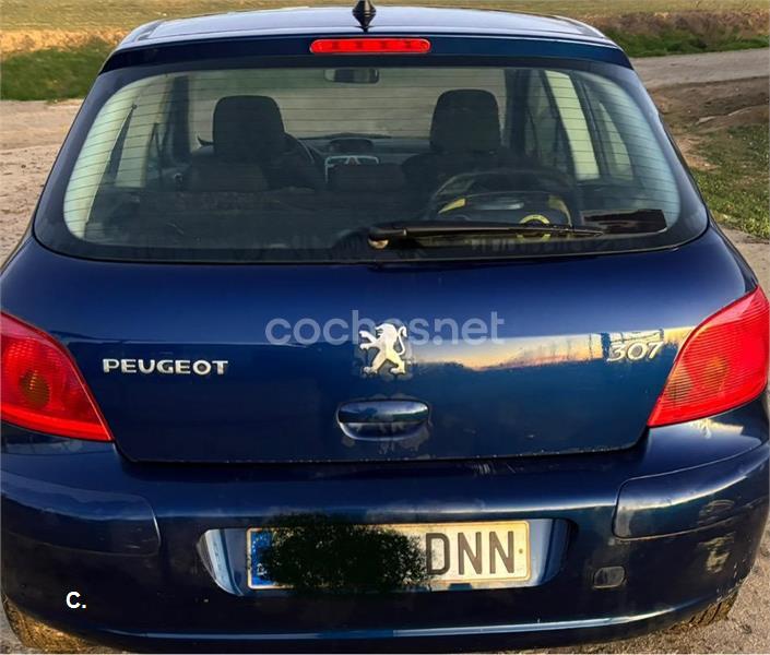 PEUGEOT 307