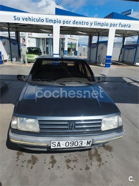 PEUGEOT 309