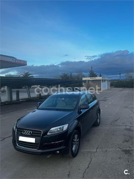AUDI Q7 3.0 TDI quattro tiptronic