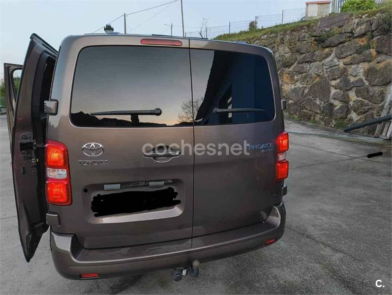 TOYOTA Proace Verso